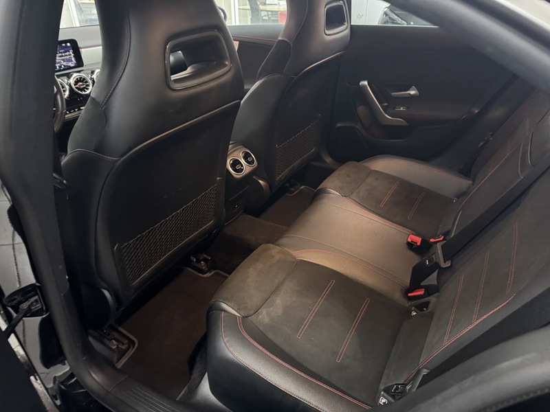 Image Mercedes-Benz CLA COUPÉ CLA 200 d Coupé AMG Line   CLA 200 d Coupé AMG Line