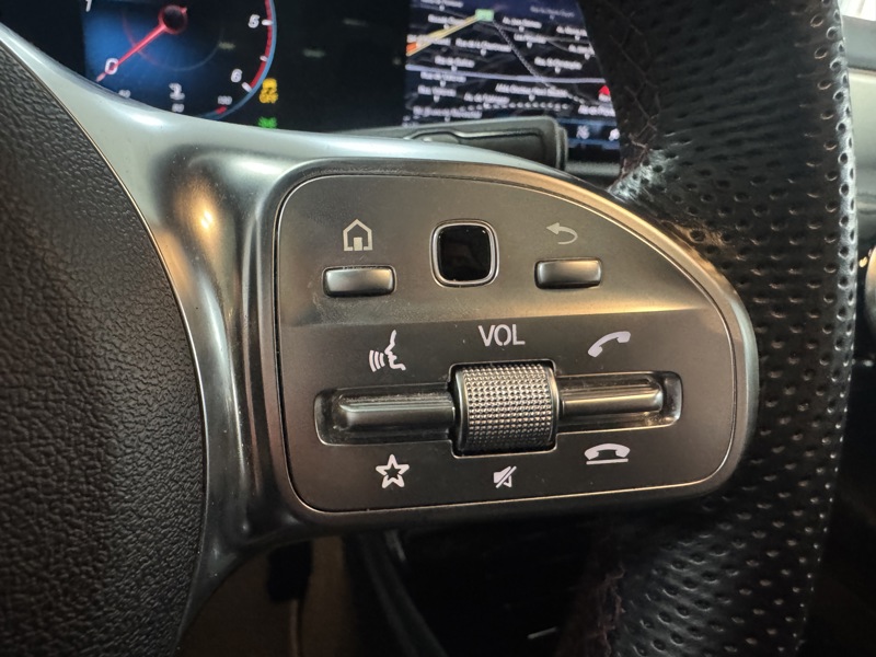 Image Mercedes-Benz CLA COUPÉ CLA 200 d Coupé AMG Line   CLA 200 d Coupé AMG Line