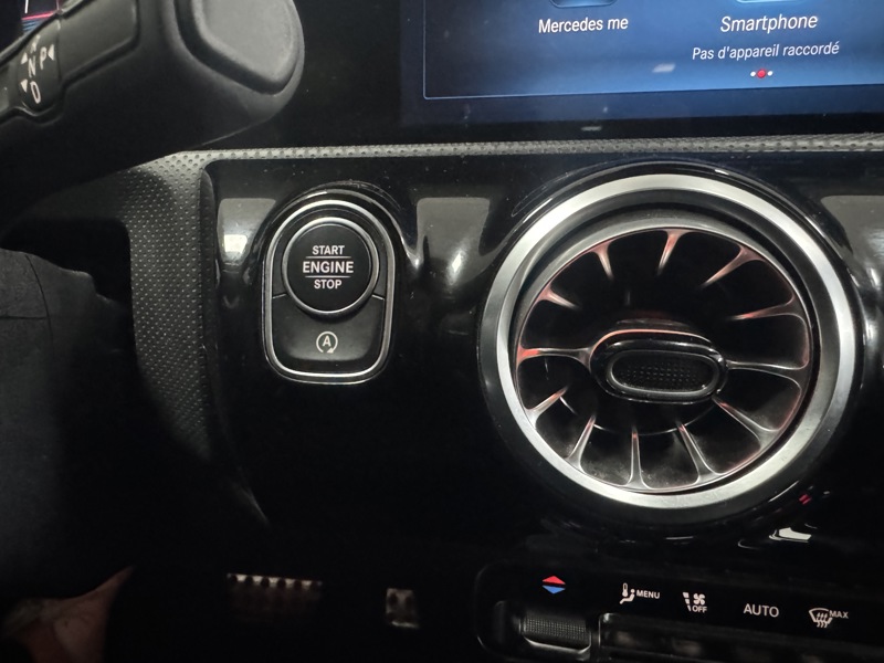 Image Mercedes-Benz CLA COUPÉ CLA 200 d Coupé AMG Line   CLA 200 d Coupé AMG Line