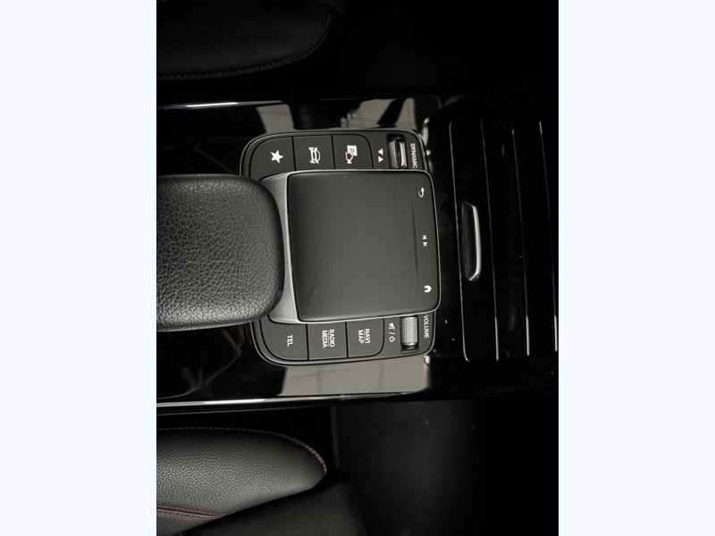 Image Mercedes-Benz CLA COUPÉ CLA 200 d Coupé AMG Line   CLA 200 d Coupé AMG Line