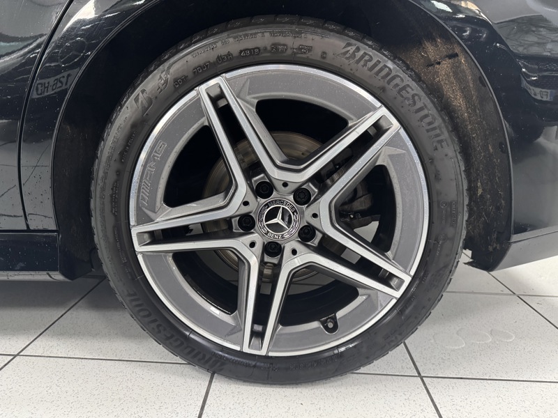 Image Mercedes-Benz CLA SHOOTING BRAKE CLA 200 d Shooting Brake AMG Line   CLA 200 d Shooting Brake AMG Line