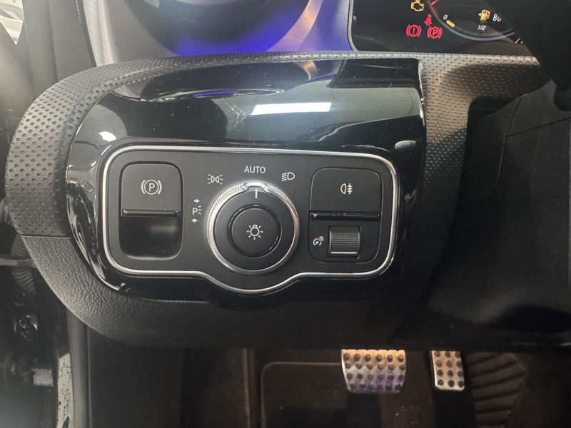 Image Mercedes-Benz CLA SHOOTING BRAKE CLA 200 d Shooting Brake AMG Line   CLA 200 d Shooting Brake AMG Line