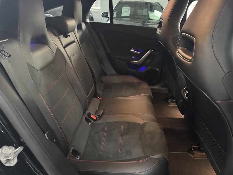 Image Mercedes-Benz CLA SHOOTING BRAKE CLA 200 d Shooting Brake AMG Line   CLA 200 d Shooting Brake AMG Line