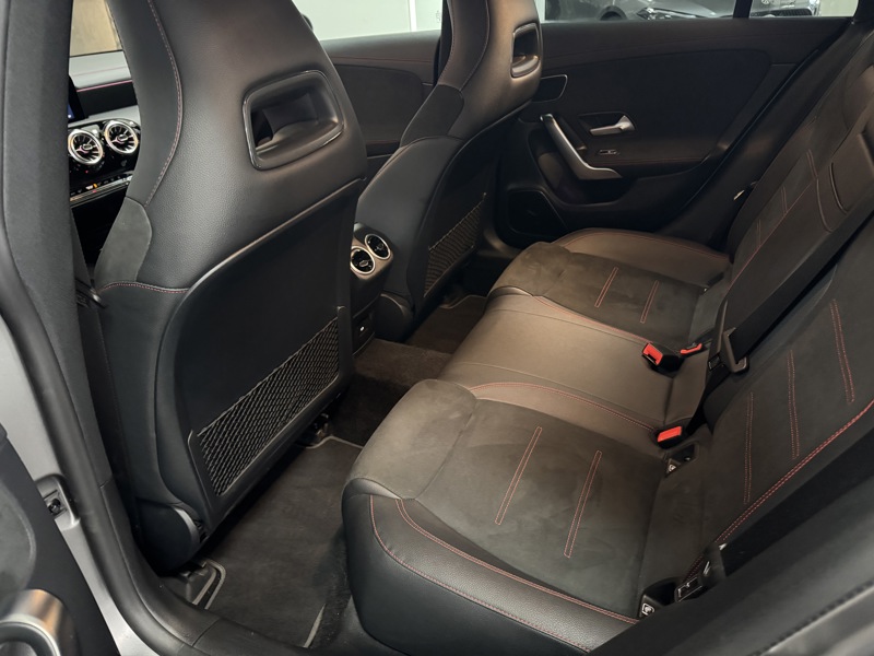 Image Mercedes-Benz CLA COUPÉ CLA 250 e Hybrid EQ Coupé AMG Line AMG Line CLA 250 e Hybrid EQ Coupé AMG Line CLA 250 e Hybrid EQ Coupé AMG Line