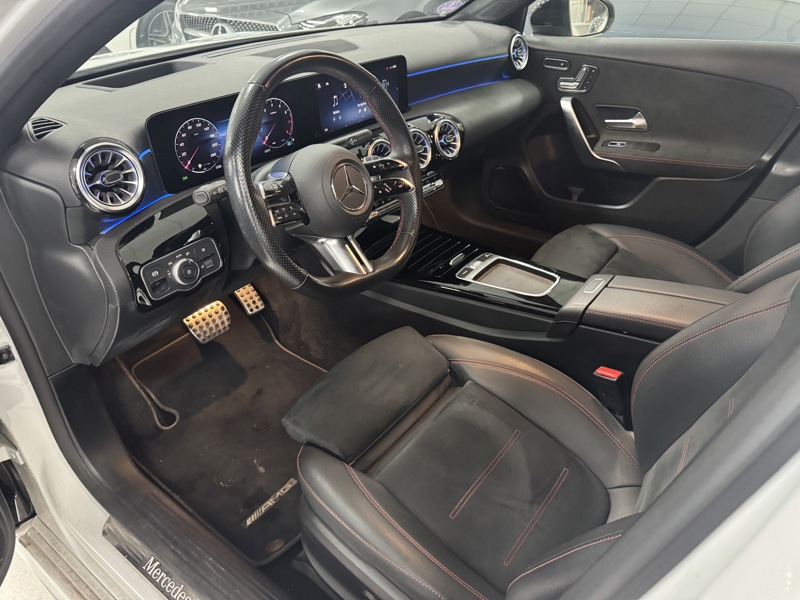 Image Mercedes-Benz CLASSE A 180 AMG Line   180 AMG Line