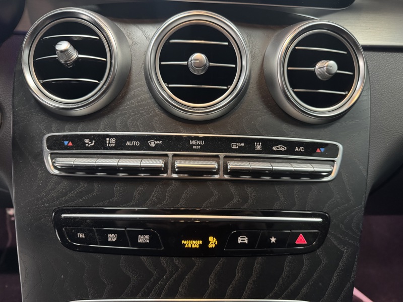 Image Mercedes-Benz GLC SUV GLC 300de 4MATIC SUV AMG Line   GLC 300de 4MATIC SUV AMG Line