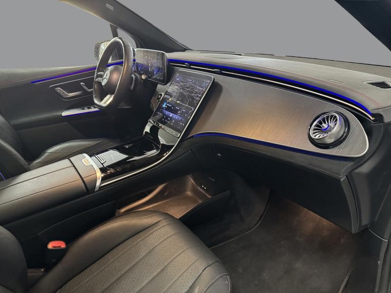 Image Mercedes-Benz EQE SUV EQE 350 4MATIC SUV AMG Line   EQE 350 4MATIC SUV AMG Line