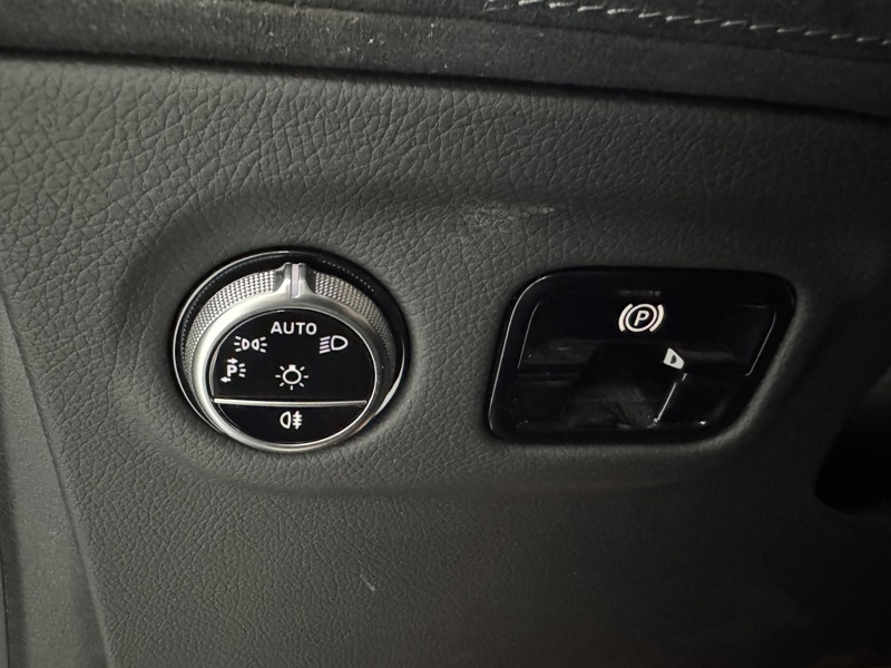 Image Mercedes-Benz EQE SUV EQE 350 4MATIC SUV AMG Line   EQE 350 4MATIC SUV AMG Line