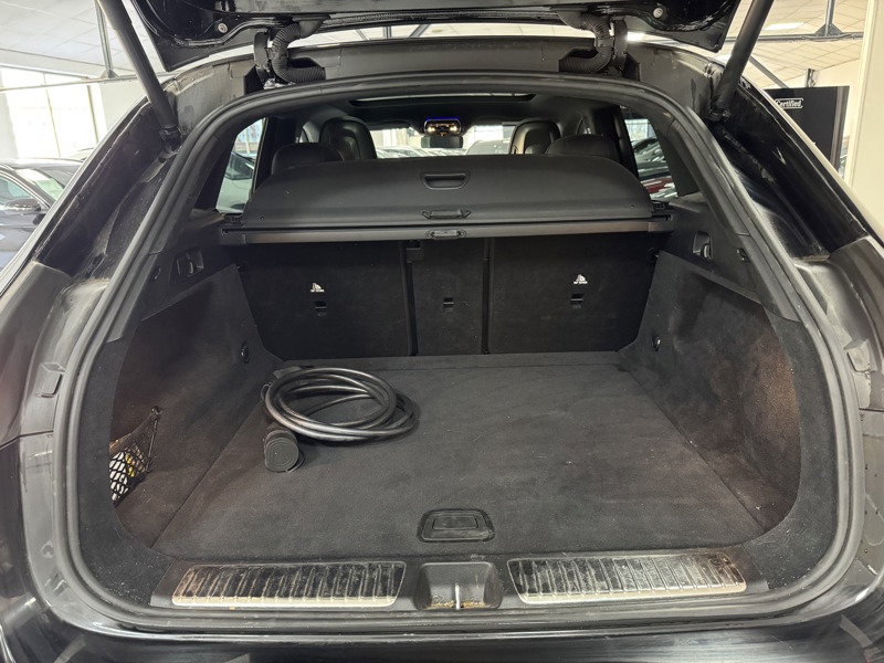 Image Mercedes-Benz EQE SUV EQE 350 4MATIC SUV AMG Line   EQE 350 4MATIC SUV AMG Line