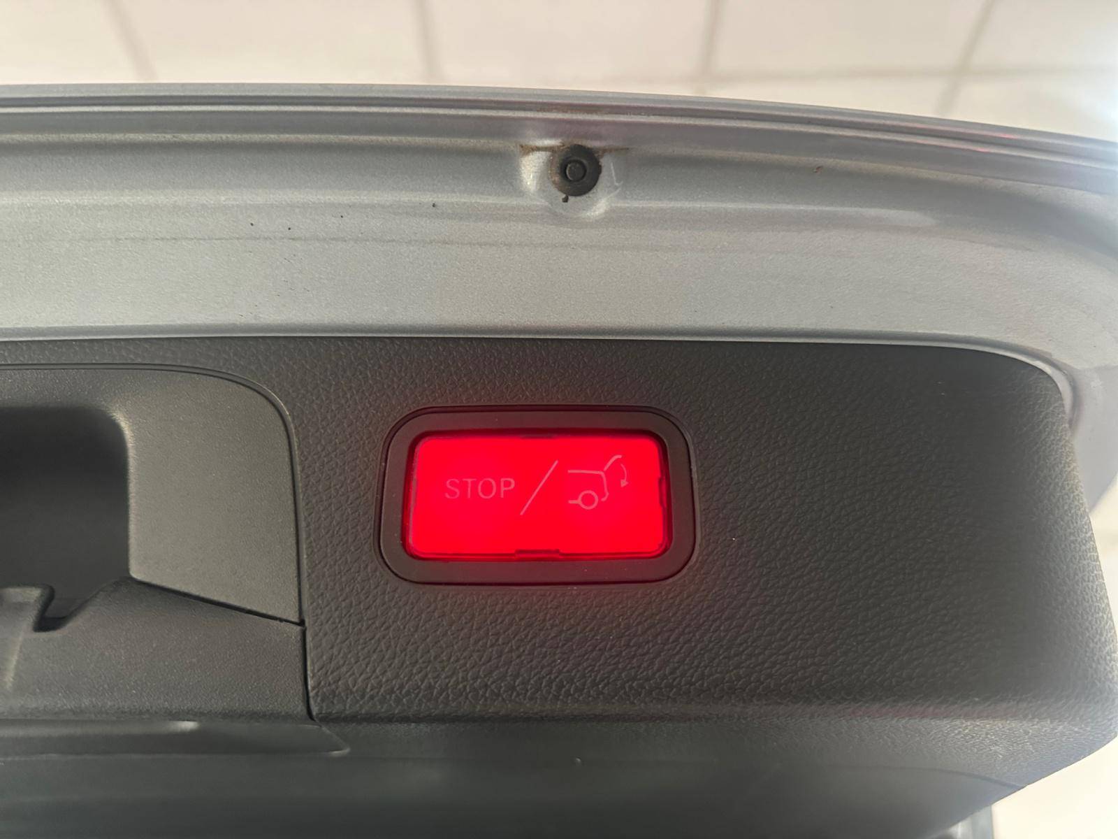 Image Mercedes-Benz GLC SUV GLC 300de 4MATIC SUV AMG Line  GLC 300de 4MATIC SUV AMG Line GLC 300de 4MATIC SUV AMG Line