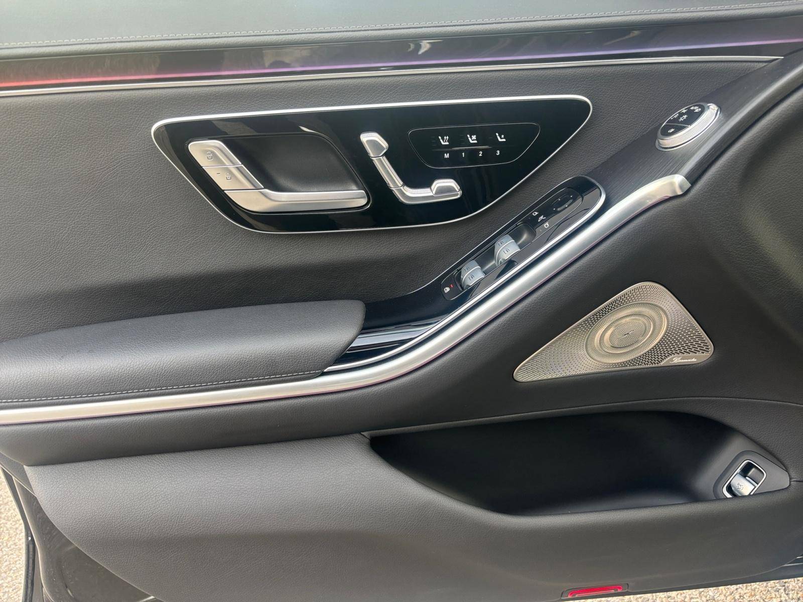 Image Mercedes-Benz CLASSE S 580 e Limousine AMG Line  Classe S 580 e Limousine AMG Line 580 e Limousine AMG Line