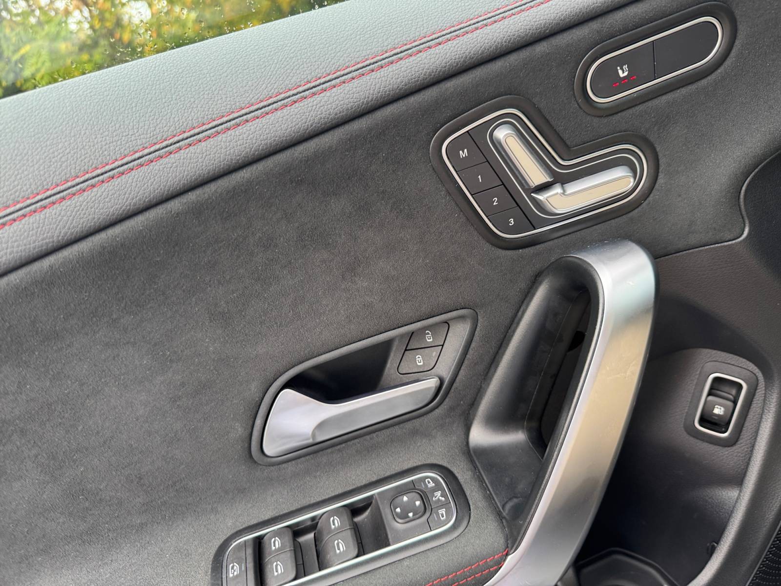 Image Mercedes-Benz CLA COUPÉ CLA 250 e Hybrid EQ Coupé AMG Line  CLA 250 e Hybrid EQ Coupé AMG Line CLA 250 e Hybrid EQ Coupé AMG Line