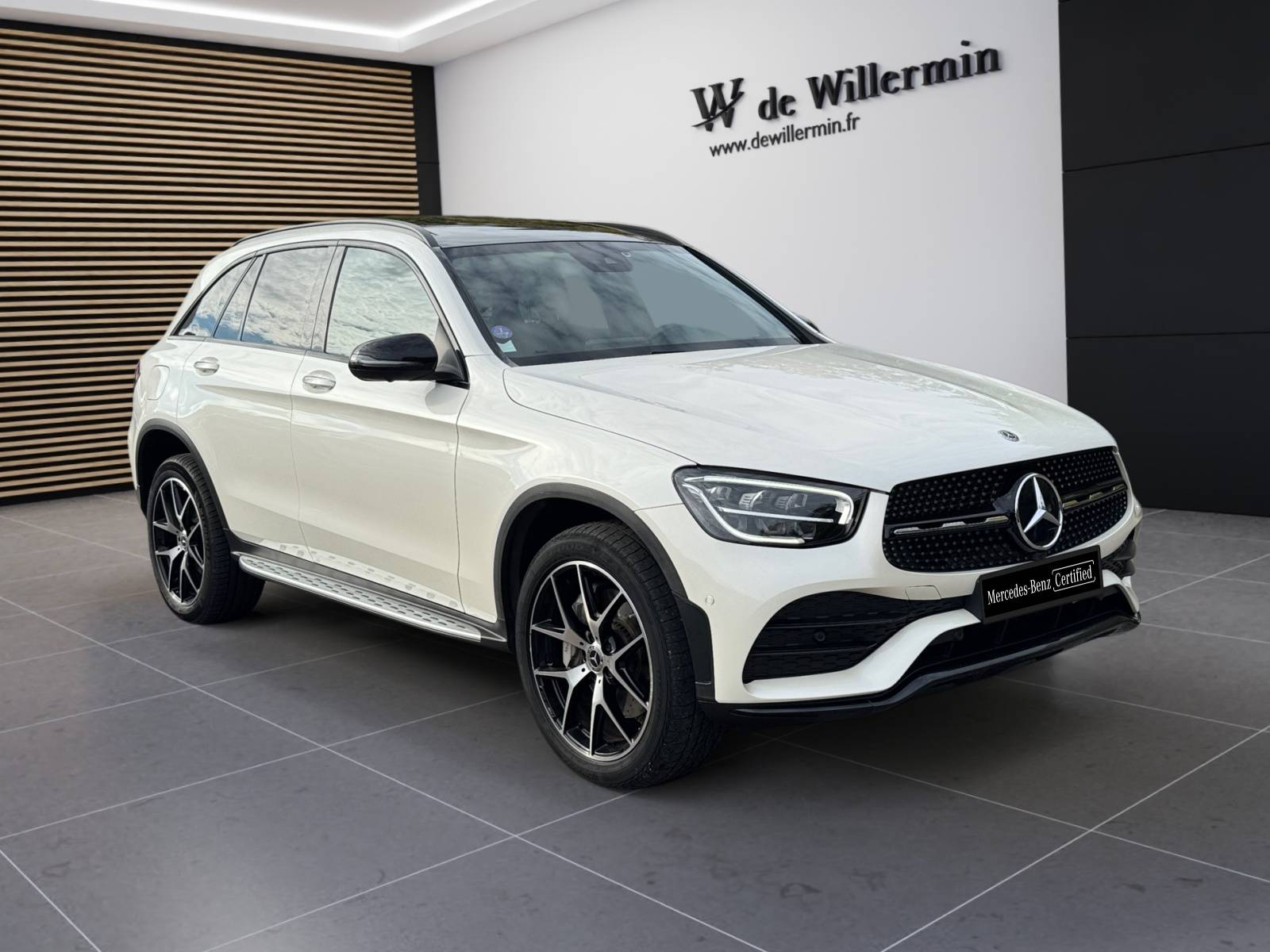 Photo Mercedes-Benz GLC SUV GLC 300de 4MATIC SUV AMG Line  GLC 300de 4MATIC SUV AMG Line