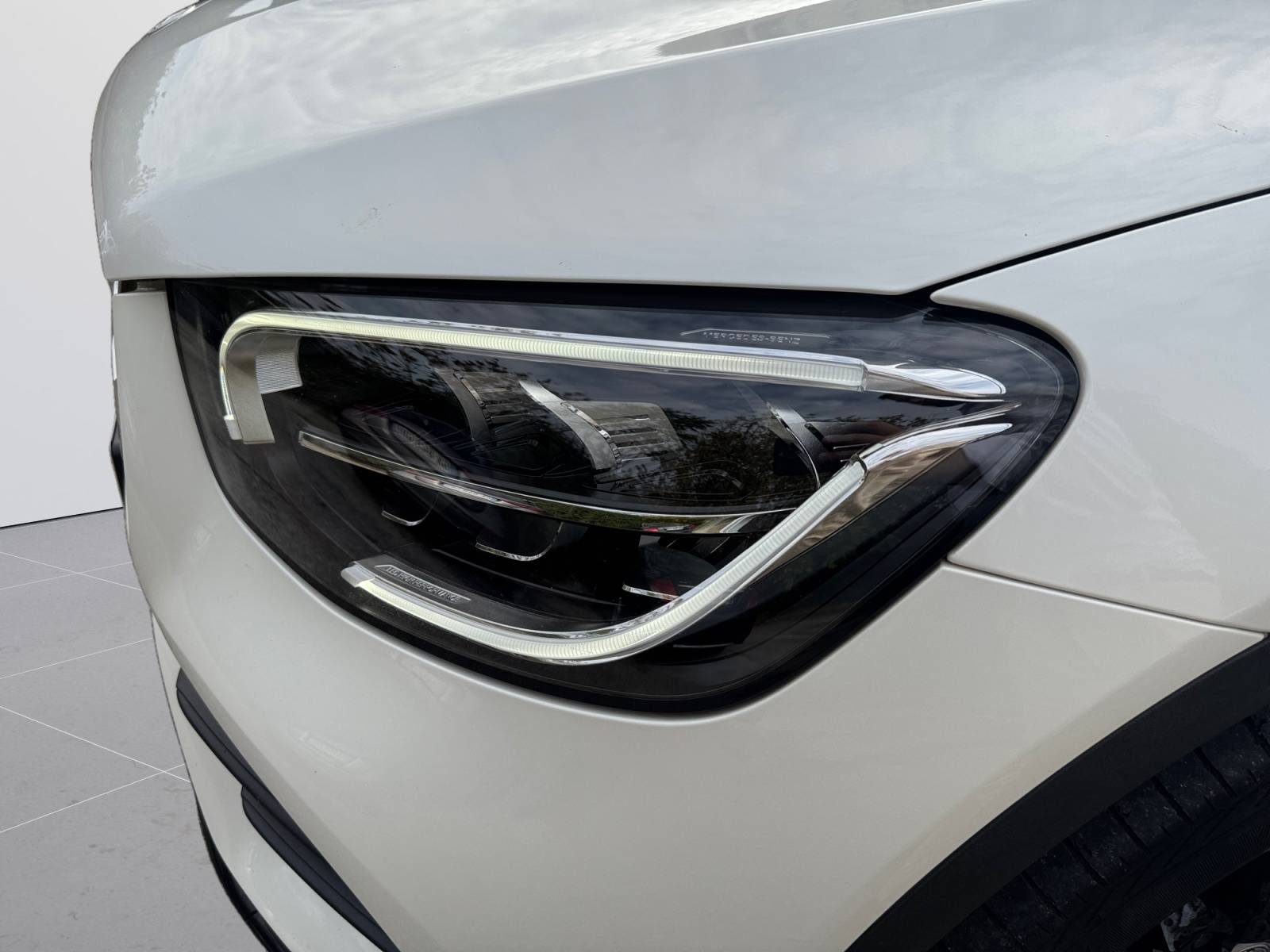 Image Mercedes-Benz GLC SUV GLC 300de 4MATIC SUV AMG Line  GLC 300de 4MATIC SUV AMG Line GLC 300de 4MATIC SUV AMG Line