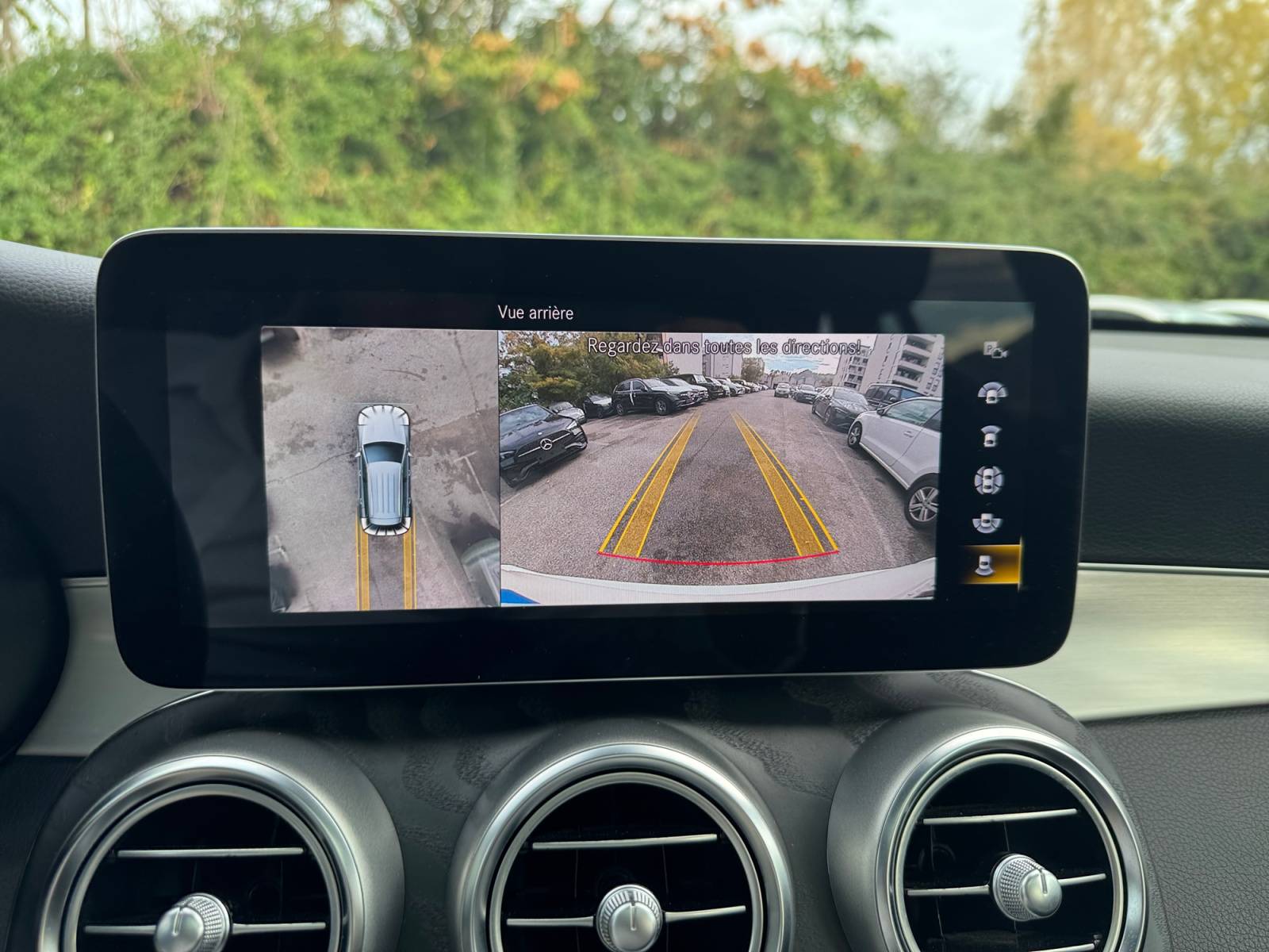 Image Mercedes-Benz GLC SUV GLC 300de 4MATIC SUV AMG Line  GLC 300de 4MATIC SUV AMG Line GLC 300de 4MATIC SUV AMG Line