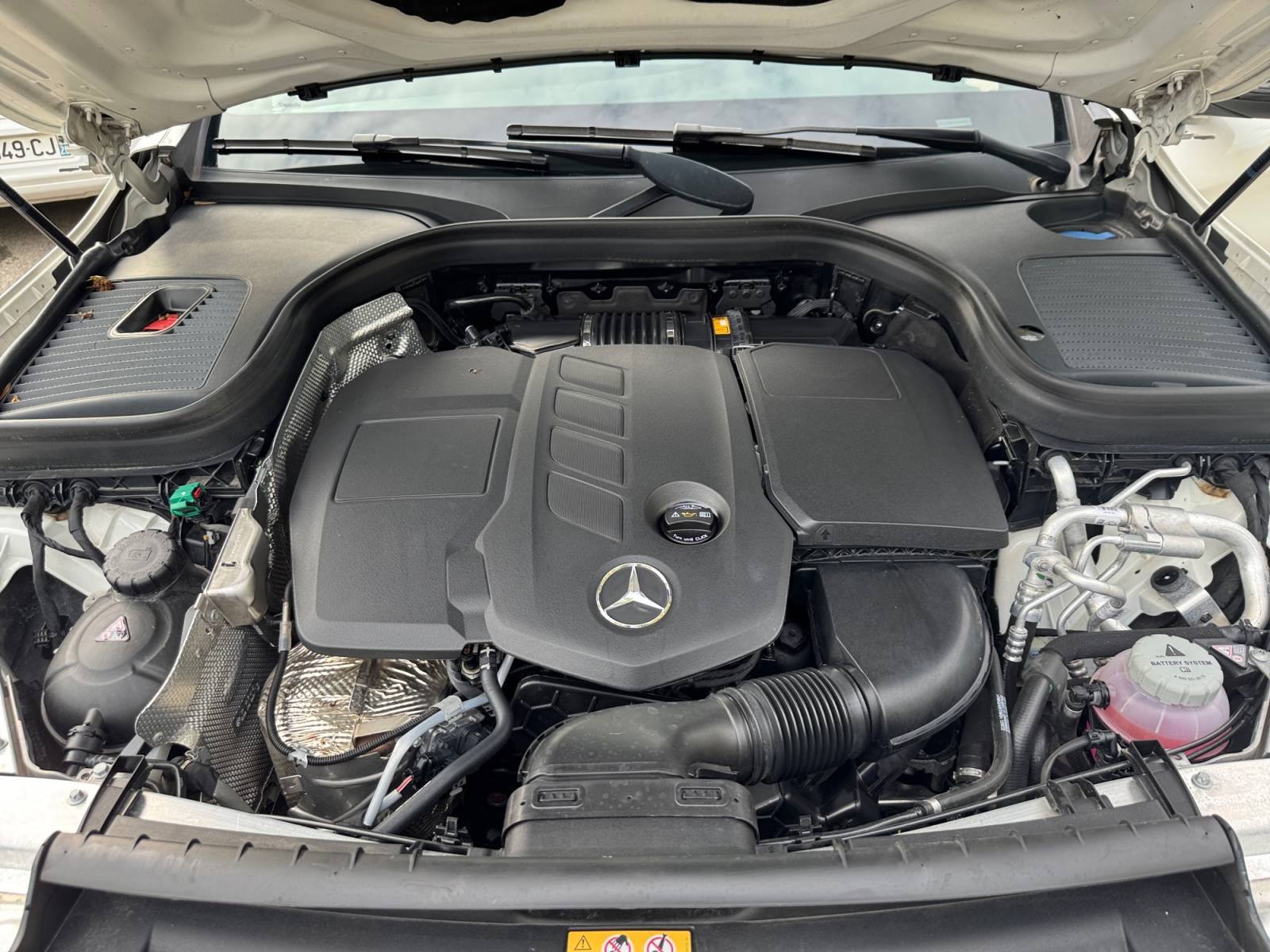 Image Mercedes-Benz GLC SUV GLC 300de 4MATIC SUV AMG Line  GLC 300de 4MATIC SUV AMG Line GLC 300de 4MATIC SUV AMG Line