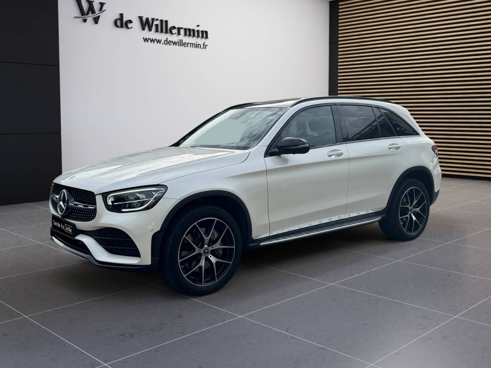 Image Mercedes-Benz GLC SUV GLC 300de 4MATIC SUV AMG Line  GLC 300de 4MATIC SUV AMG Line GLC 300de 4MATIC SUV AMG Line