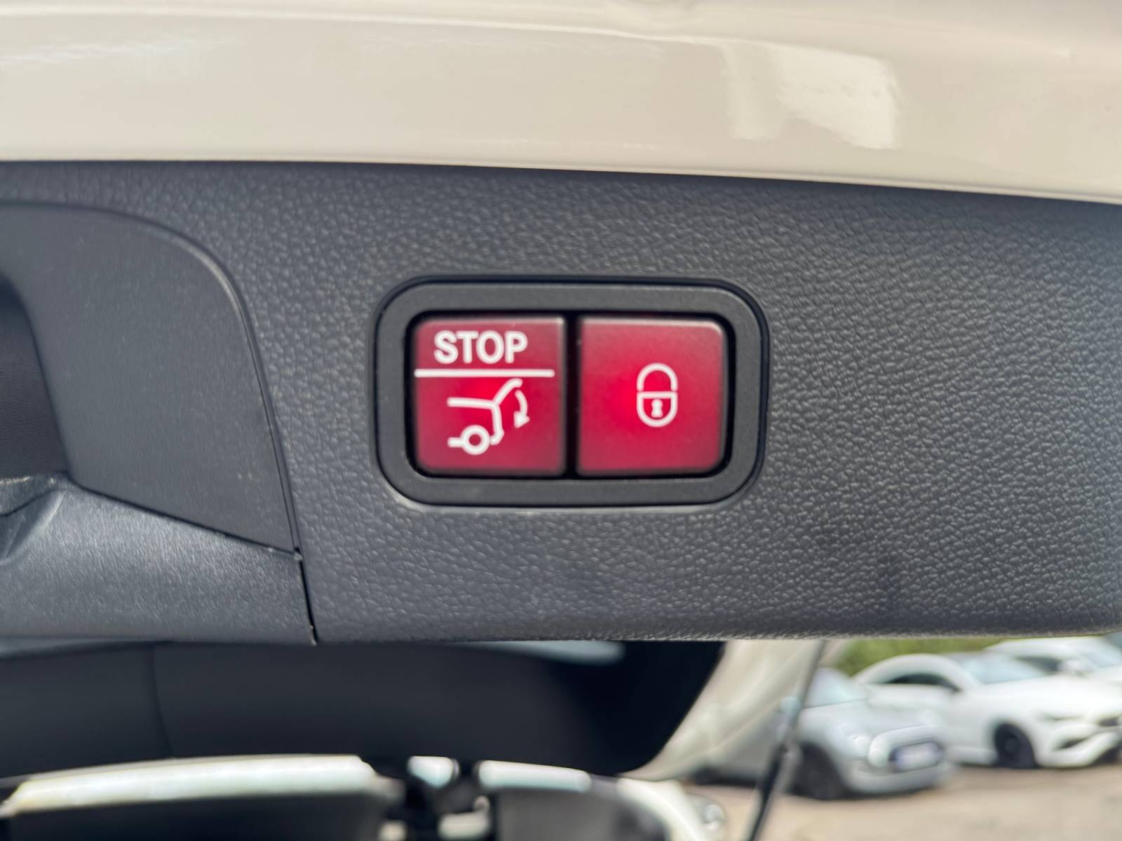 Image Mercedes-Benz GLC SUV GLC 300de 4MATIC SUV AMG Line  GLC 300de 4MATIC SUV AMG Line GLC 300de 4MATIC SUV AMG Line