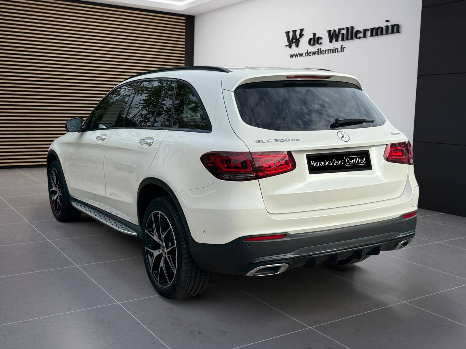 Image Mercedes-Benz GLC SUV GLC 300de 4MATIC SUV AMG Line  GLC 300de 4MATIC SUV AMG Line GLC 300de 4MATIC SUV AMG Line