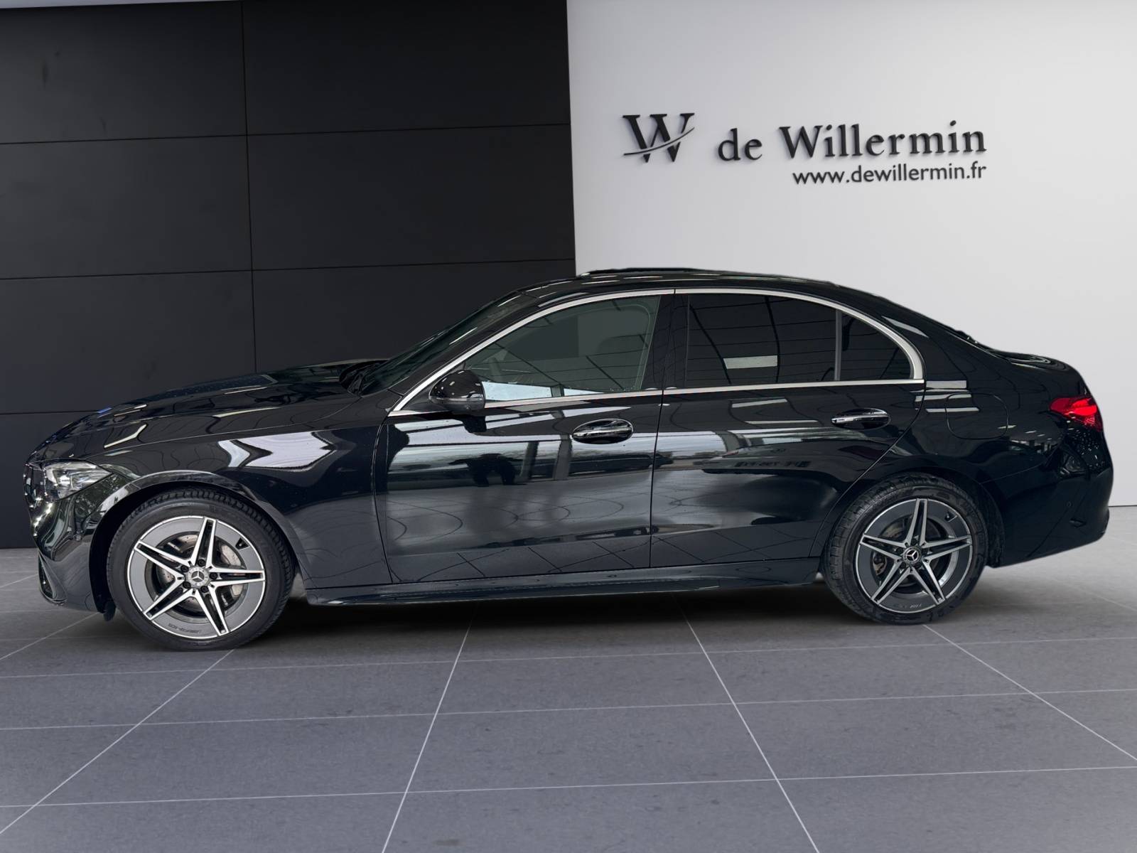 Image Mercedes-Benz CLASSE C BERLINE Classe C 300 e Hybrid EQ Berline AMG Line  Classe C 300 e Hybrid EQ Berline AMG Line Classe C 300 e Hybrid EQ Berline AMG Line