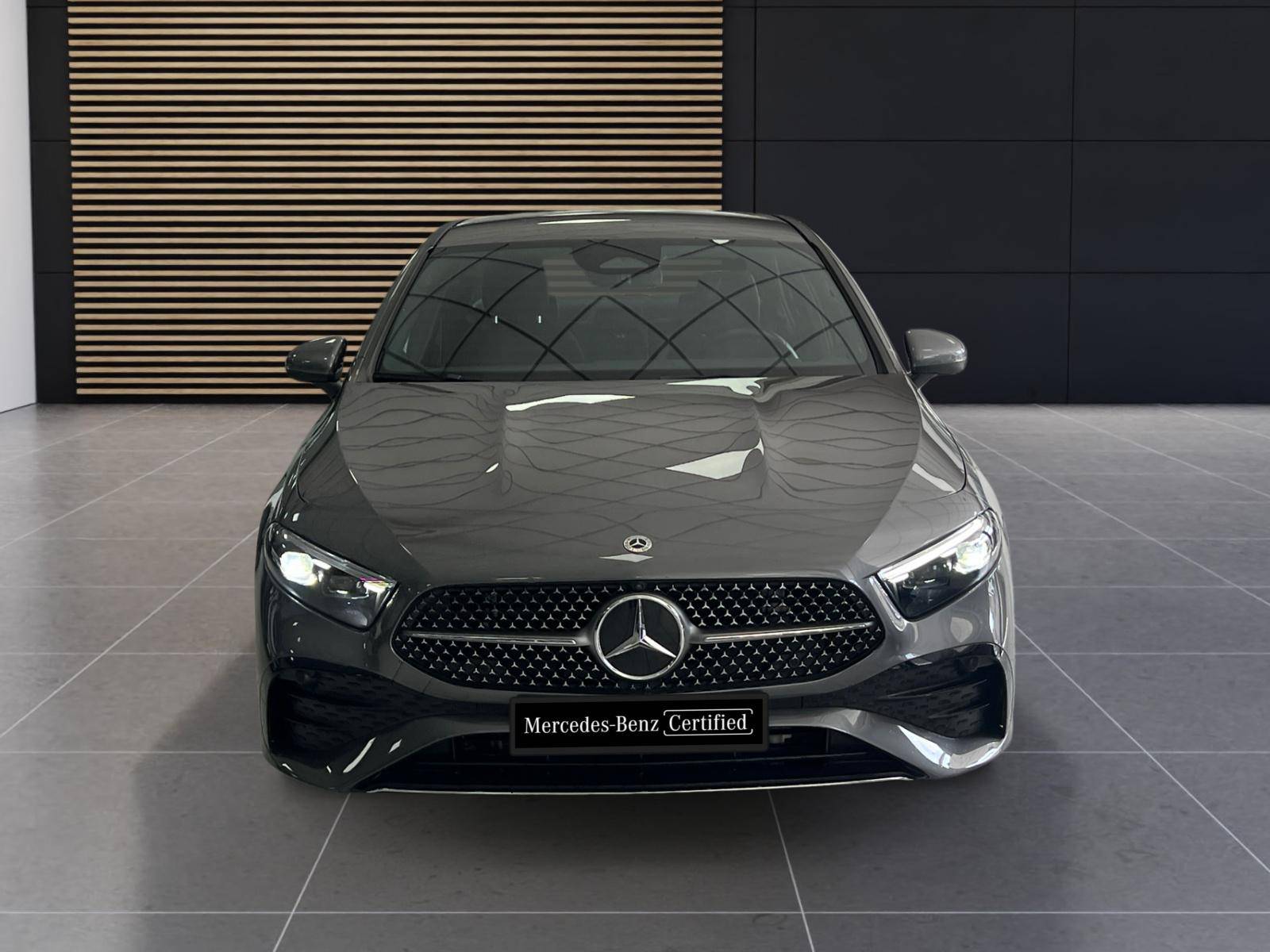 Image Mercedes-Benz CLASSE A 200 d Berline AMG Line  Classe A 200 d Berline AMG Line 200 d Berline AMG Line