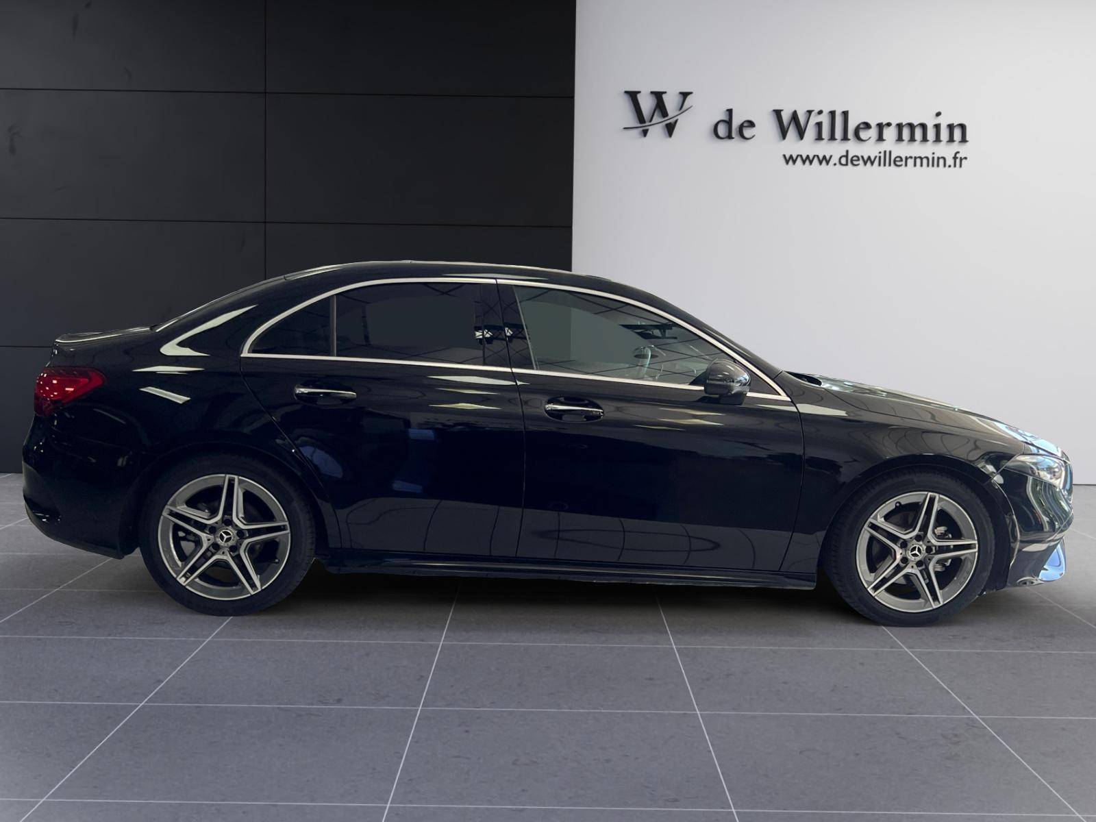 Image Mercedes-Benz CLASSE A 200 d Berline AMG Line  Classe A 200 d Berline AMG Line 200 d Berline AMG Line