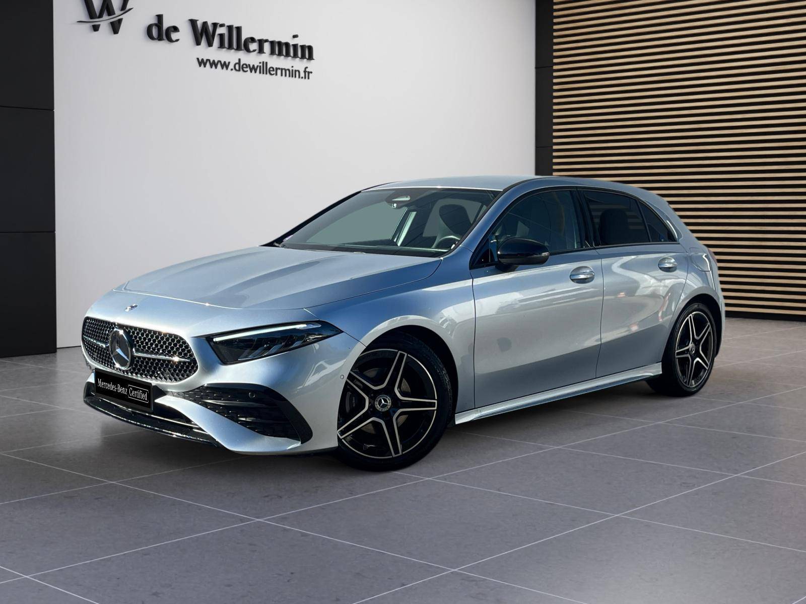 Photo MERCEDES CLASSE A Classe A 200 7G-DCT