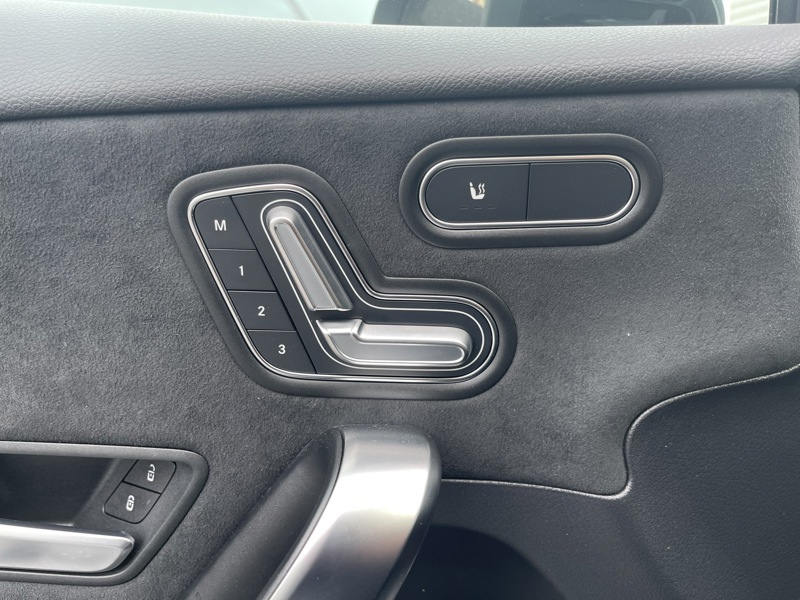 Image Mercedes-Benz CLASSE A 250 e Hybrid EQ Star Edition  Classe A 250 e Hybrid EQ AMG Line 250 e Hybrid EQ Star Edition