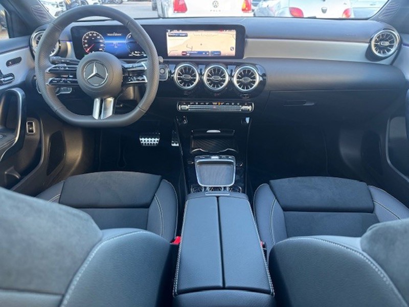 Image Mercedes-Benz CLASSE A 250 e Hybrid EQ AMG Exclusive Design  Classe A 250 e Hybrid EQ AMG Exclusive Design 250 e Hybrid EQ AMG Exclusive Design