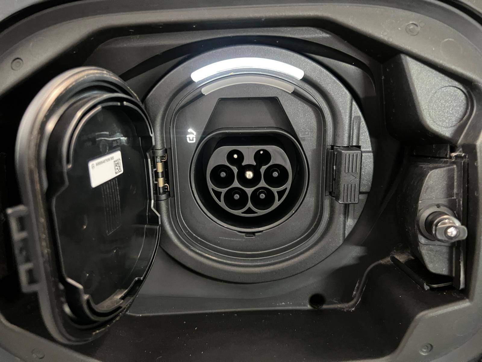 Image Mercedes-Benz CLASSE C BREAK Classe C 300 e Hybrid EQ Break AMG Line  Classe C 300 e Hybrid EQ Break AMG Line Classe C 300 e Hybrid EQ Break AMG Line