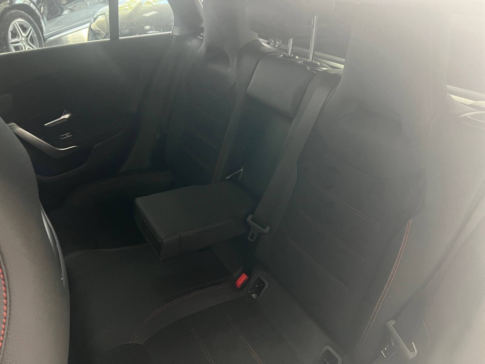 Image Mercedes-Benz CLA SHOOTING BRAKE CLA 200 d Shooting Brake AMG Line   CLA 200 d Shooting Brake AMG Line