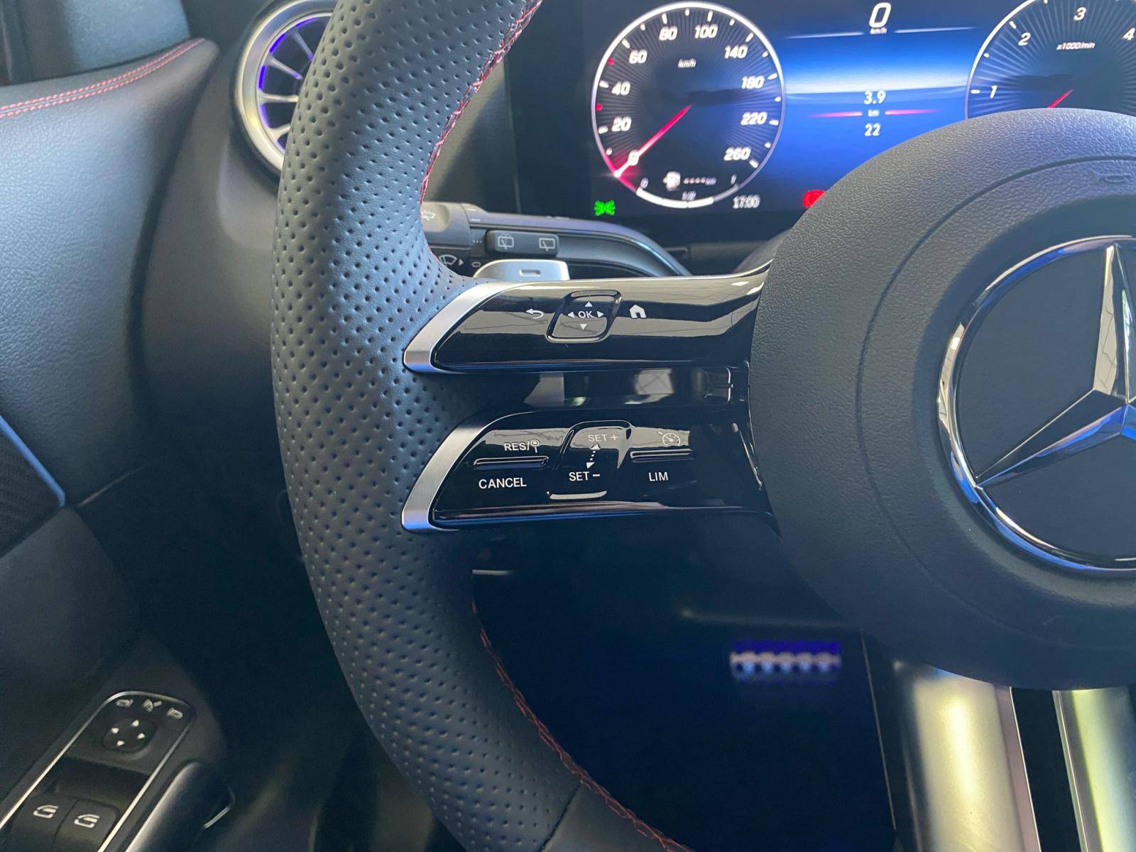 Image Mercedes-Benz GLA 200 d AMG Line   200 d AMG Line