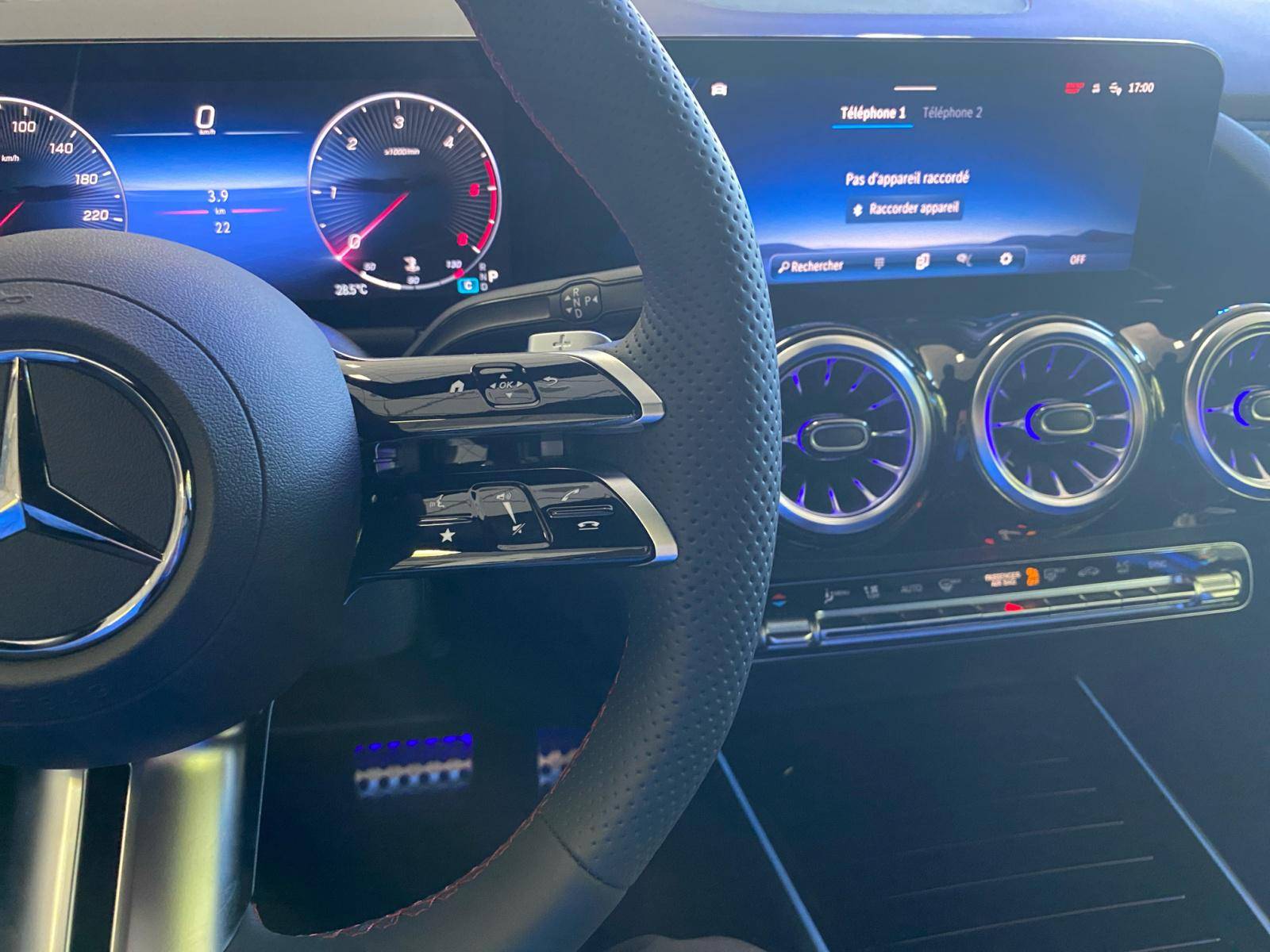 Image Mercedes-Benz GLA 200 d AMG Line   200 d AMG Line