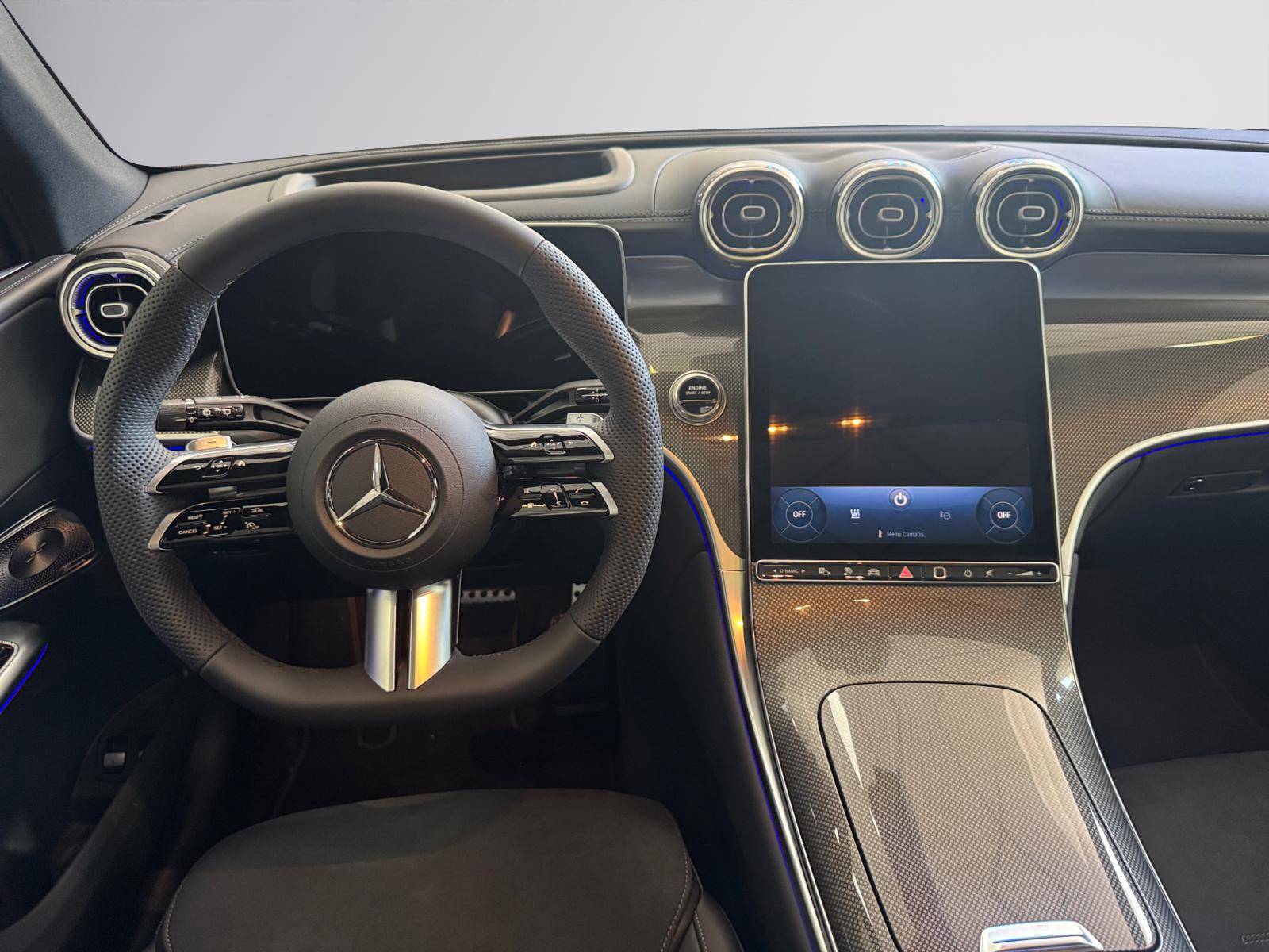 Image Mercedes-Benz GLC SUV GLC 300 e  Hybrid EQ 4MATIC AMG Line +   GLC 300 e  Hybrid EQ 4MATIC AMG Line +