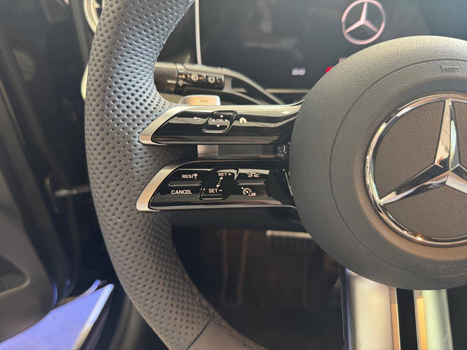 Image Mercedes-Benz GLC SUV GLC 300 e  Hybrid EQ 4MATIC AMG Line +   GLC 300 e  Hybrid EQ 4MATIC AMG Line +