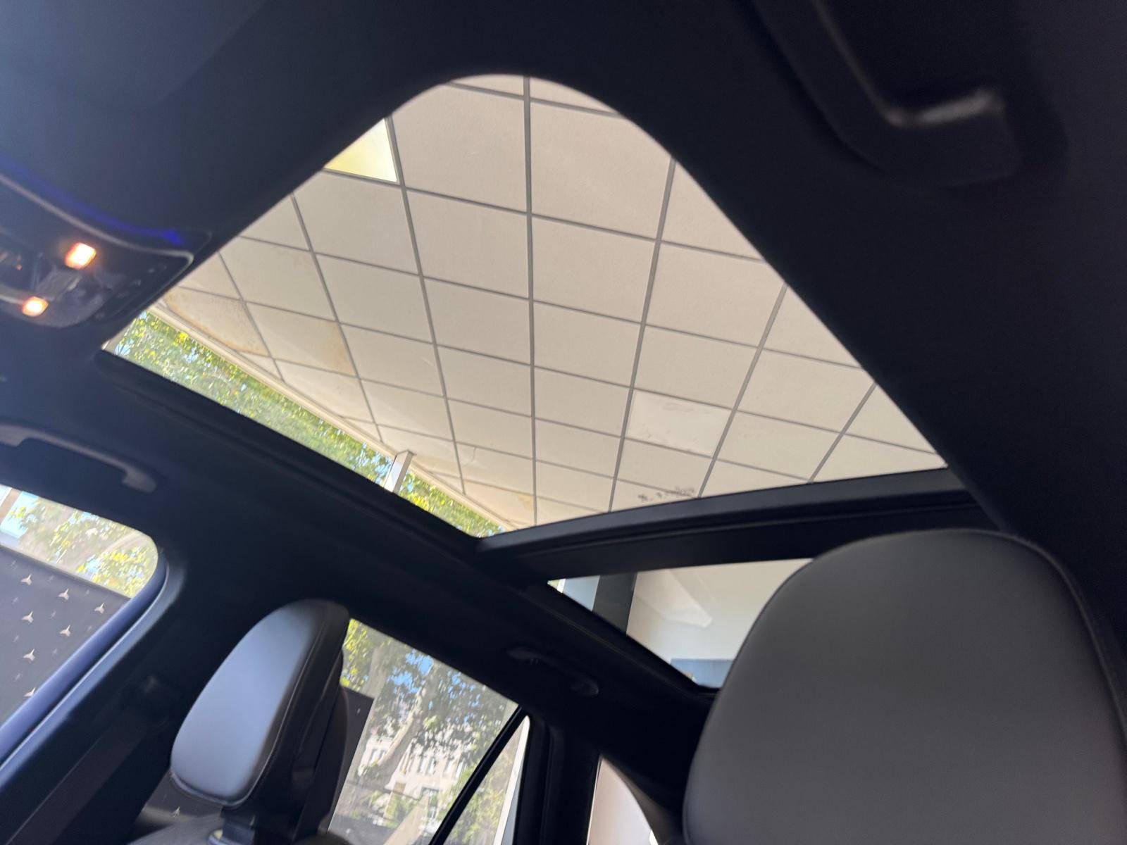 Image Mercedes-Benz GLC SUV GLC 300 e  Hybrid EQ 4MATIC AMG Line +   GLC 300 e  Hybrid EQ 4MATIC AMG Line +