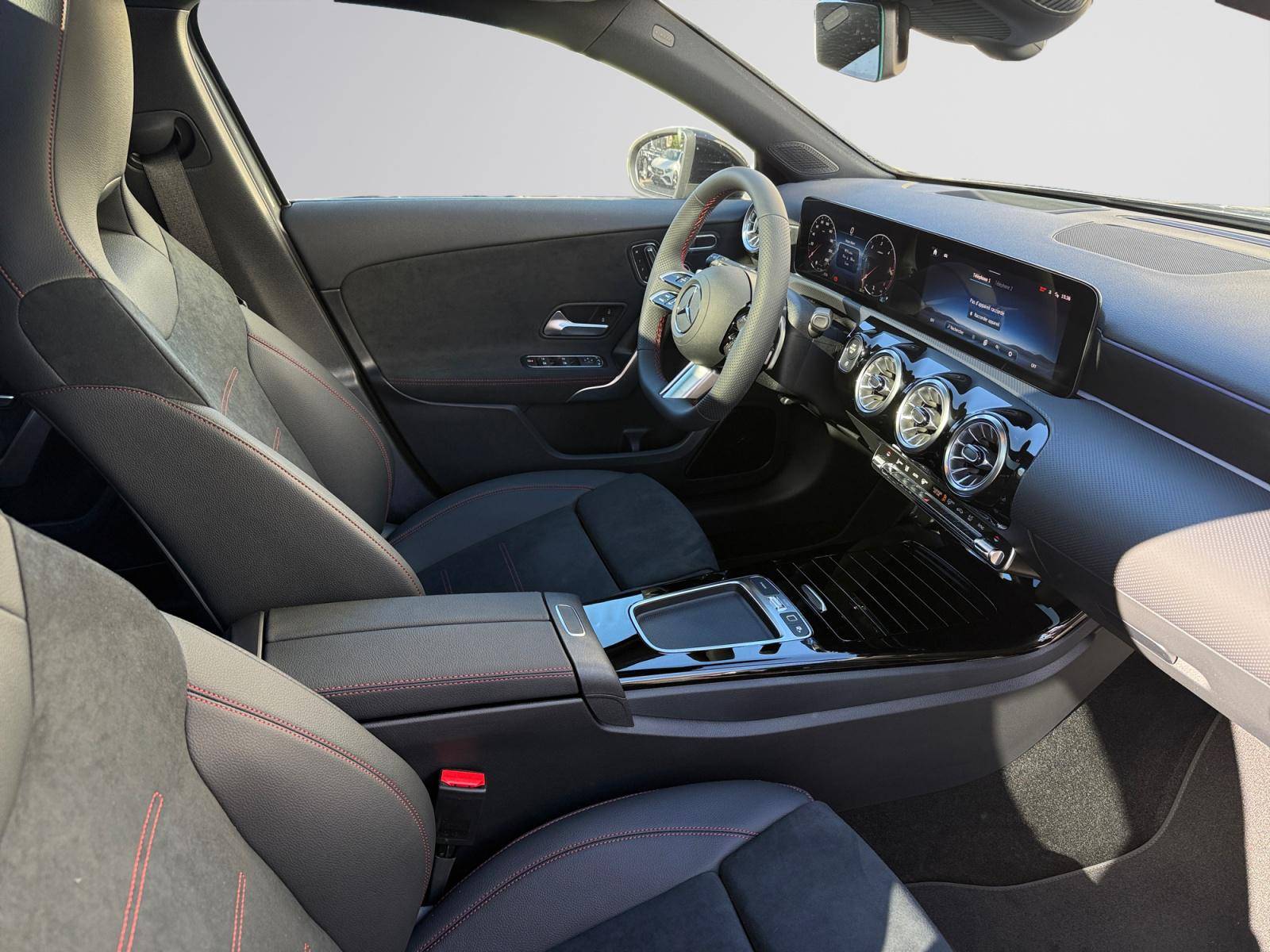 Image Mercedes-Benz CLASSE A 200 d AMG Line   200 d AMG Line