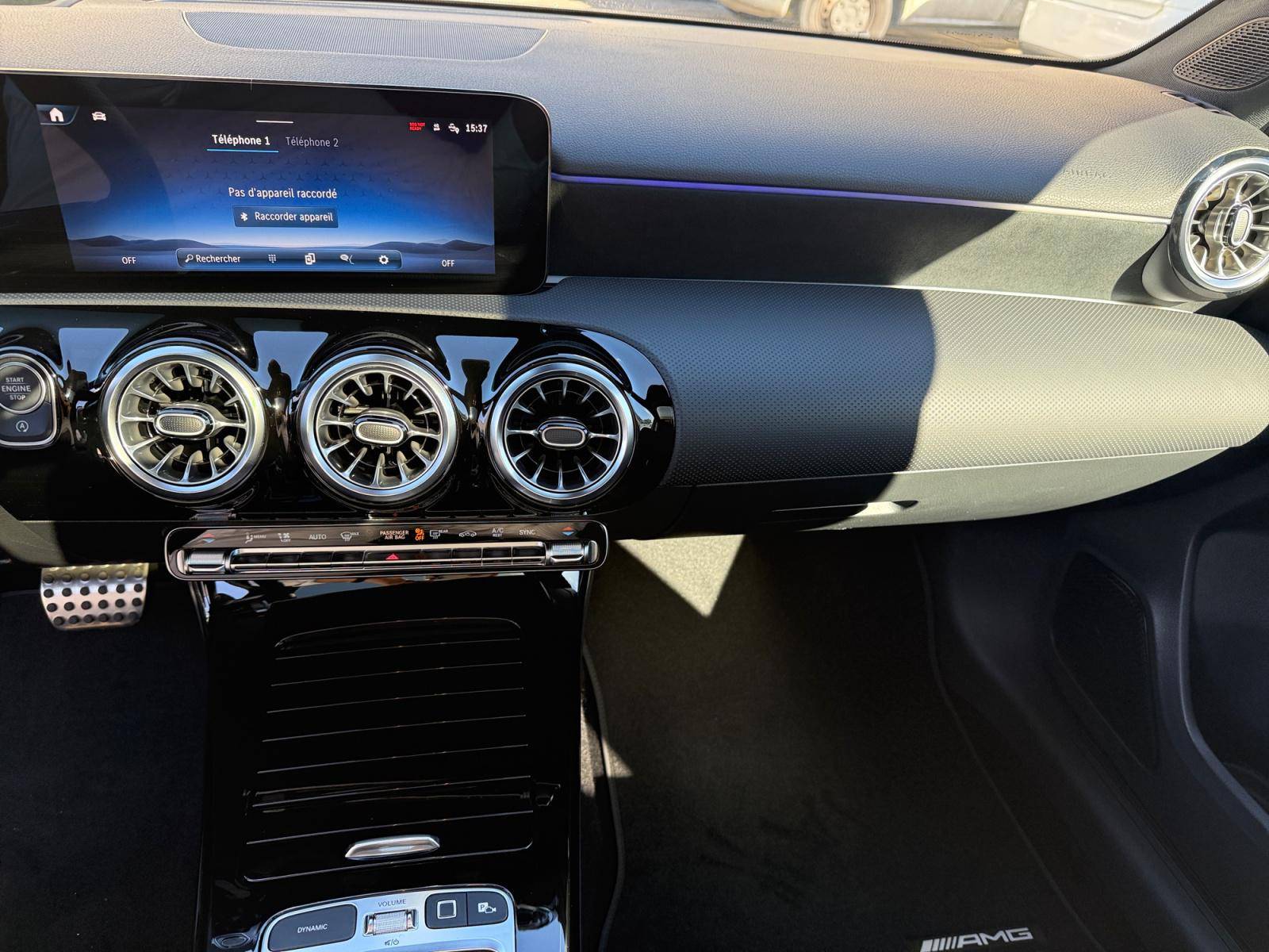 Image Mercedes-Benz CLASSE A 200 d AMG Line   200 d AMG Line