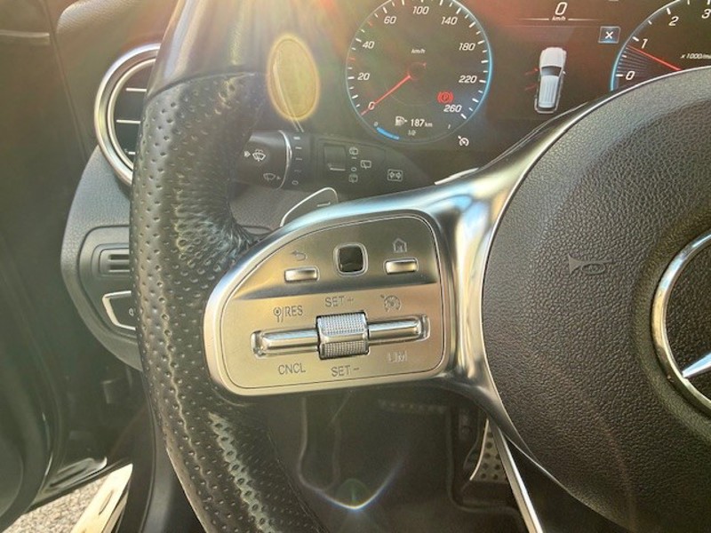 Image Mercedes-Benz GLC SUV GLC 300de 4MATIC SUV AMG Line   GLC 300de 4MATIC SUV AMG Line