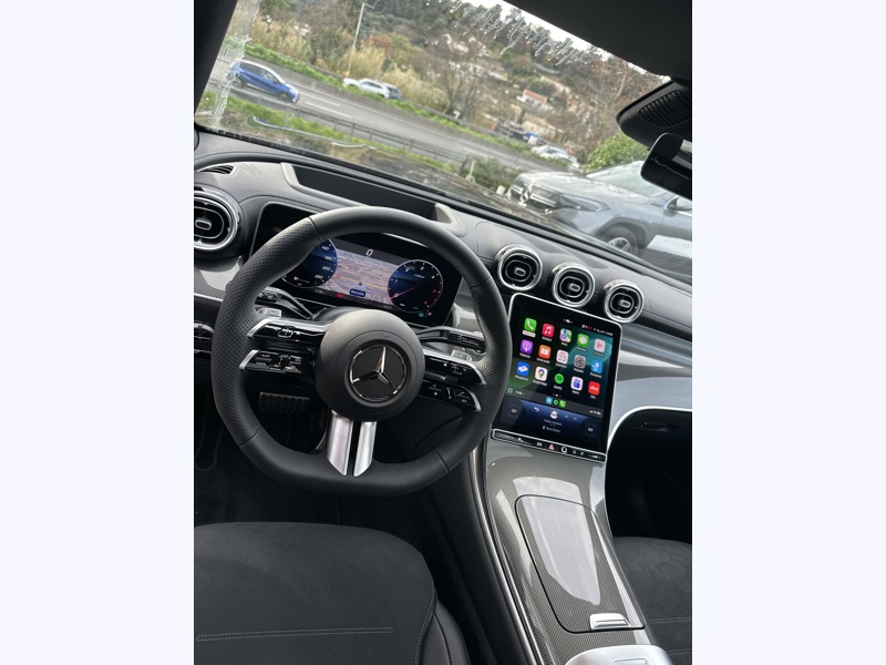 Image Mercedes-Benz GLC SUV GLC 220 d 4MATIC AMG Line  GLC 220 d 4MATIC AMG Line GLC 220 d 4MATIC AMG Line