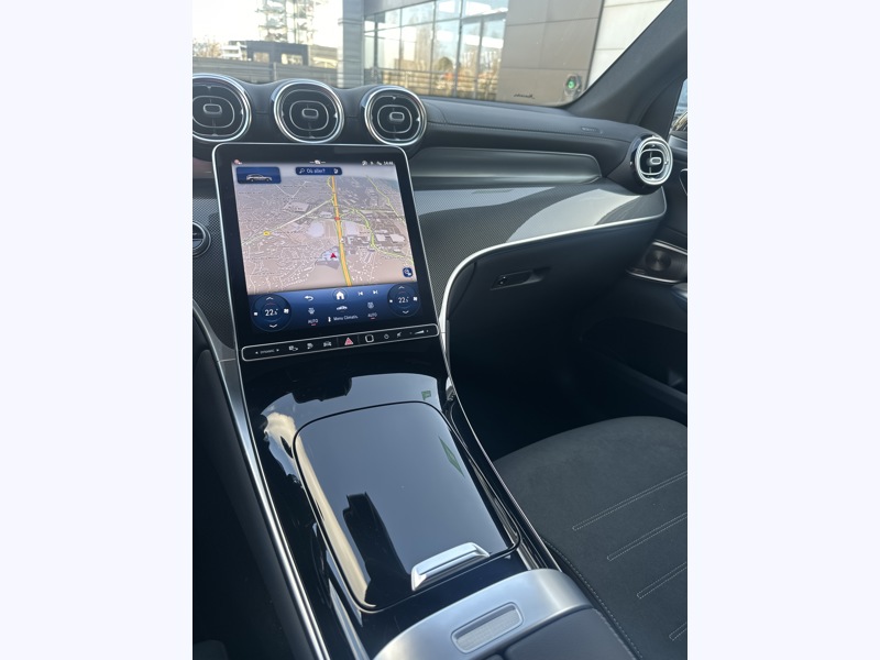 Image Mercedes-Benz GLC SUV GLC 300 e  Hybrid EQ 4MATIC AMG Line +  GLC 300 e  Hybrid EQ 4MATIC AMG Line + GLC 300 e  Hybrid EQ 4MATIC AMG Line +