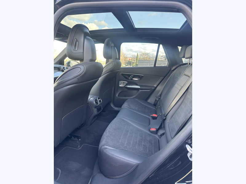 Image Mercedes-Benz GLC SUV GLC 300 e  Hybrid EQ 4MATIC AMG Line +  GLC 300 e  Hybrid EQ 4MATIC AMG Line + GLC 300 e  Hybrid EQ 4MATIC AMG Line +