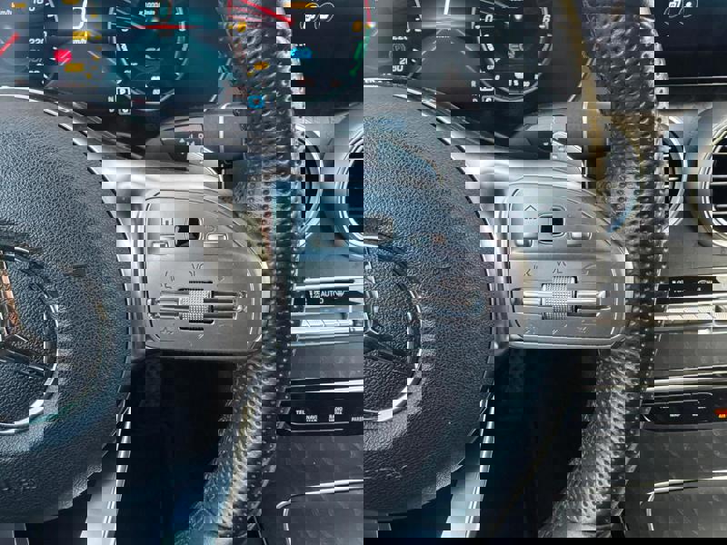 Image Mercedes-Benz GLC SUV GLC 300de 4MATIC SUV AMG Line   GLC 300de 4MATIC SUV AMG Line