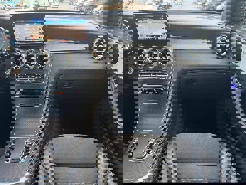 Image Mercedes-Benz GLC SUV GLC 300de 4MATIC SUV AMG Line   GLC 300de 4MATIC SUV AMG Line