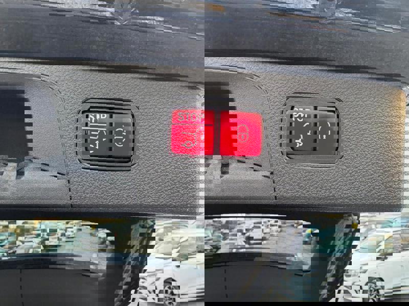 Image Mercedes-Benz GLC SUV GLC 300de 4MATIC SUV AMG Line   GLC 300de 4MATIC SUV AMG Line