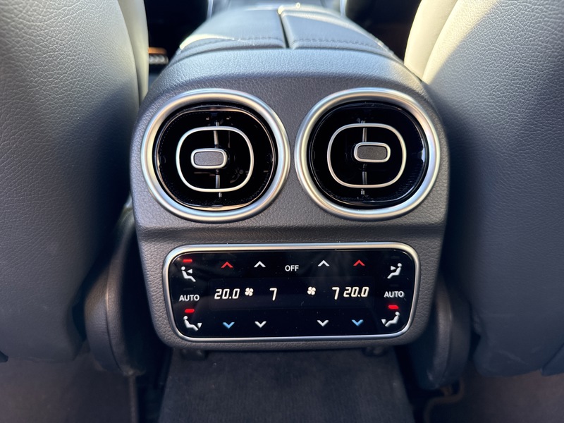 Image Mercedes-Benz CLASSE C BERLINE Classe C 300 e Hybrid EQ Berline AMG Line  Classe C 300 e Hybrid EQ Berline AMG Line Classe C 300 e Hybrid EQ Berline AMG Line