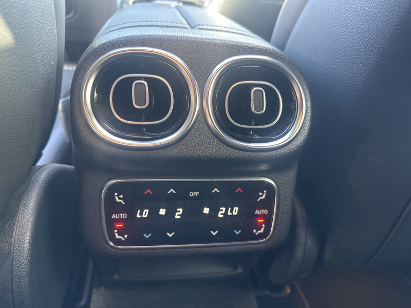 Image Mercedes-Benz GLC COUPÉ GLC 220 d 4MATIC Coupé AMG Line  GLC 220D SPORTLINE 9G-TRONIC GLC 220 d 4MATIC Coupé AMG Line