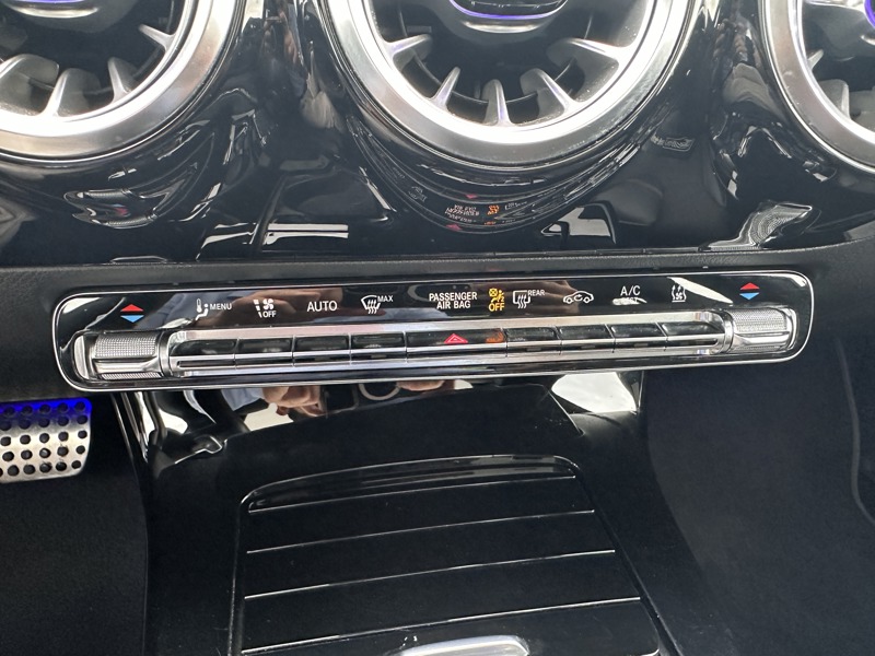 Image Mercedes-Benz CLA SHOOTING BRAKE CLA 250 e Shooting Brake AMG Line  CLA Shooting Brake 250 e 8G-DCT AMG Line CLA 250 e Shooting Brake AMG Line