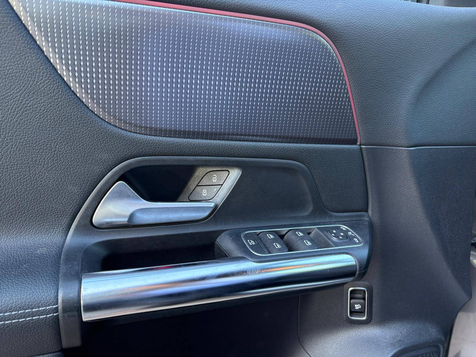 Image Mercedes-Benz EQA 250 Limited Edition  EQA 250 Progressive Line 250 Limited Edition