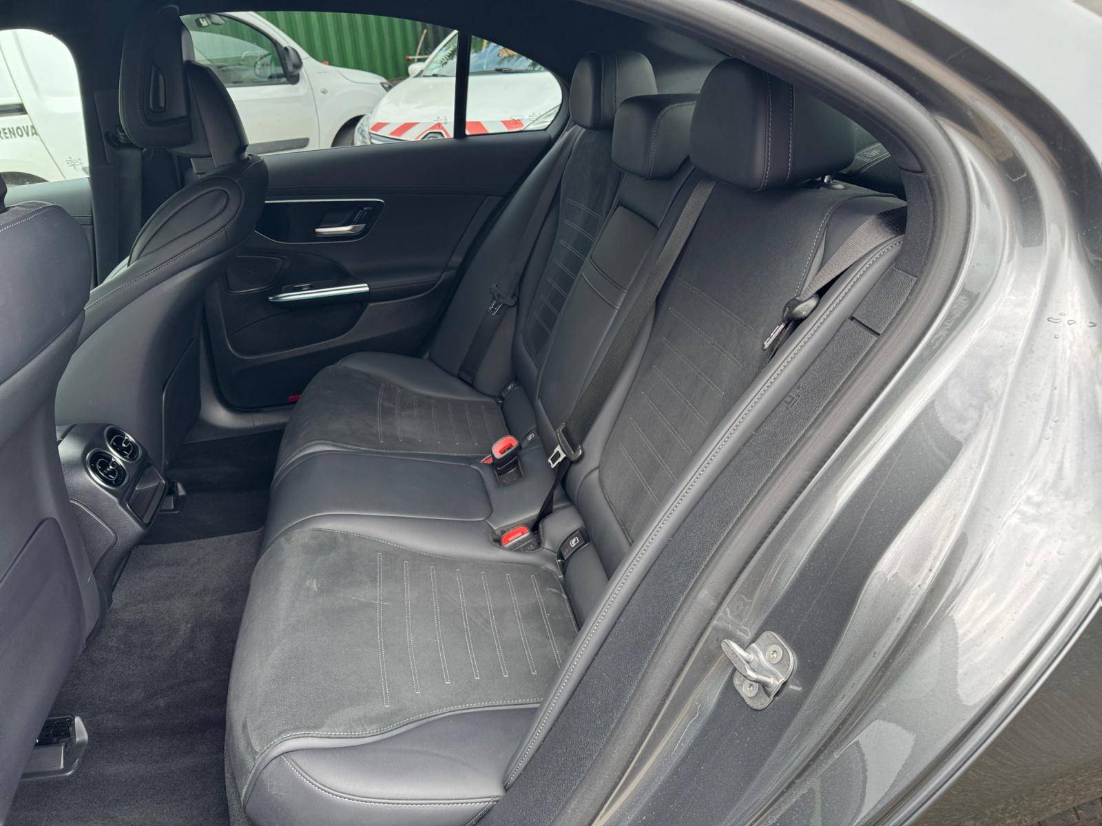 Image Mercedes-Benz CLASSE C BERLINE Classe C 300 e Hybrid EQ Berline AMG Line  Classe C 300 e Hybrid EQ Berline AMG Line Classe C 300 e Hybrid EQ Berline AMG Line